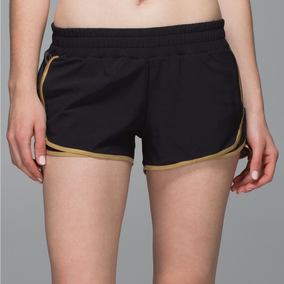 Lululemon Super Squad Short Women’s Size 10 Lined Tennis Run Gym Black Gold Zip - Picture 1 of 10